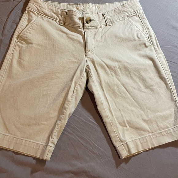 Arizona‎ Jean Company Tan Shorts w/Front Pockets and Faux Back Pockets, Size 5 - Picture 2 of 10
